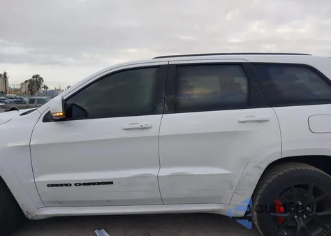 2018 Jeep Grand Cherokee Srt 4X4 from USA, damaged, VIN 1C4RJFDJ9JC424013